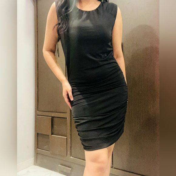 Black bodycon dress - Picture 2 of 7